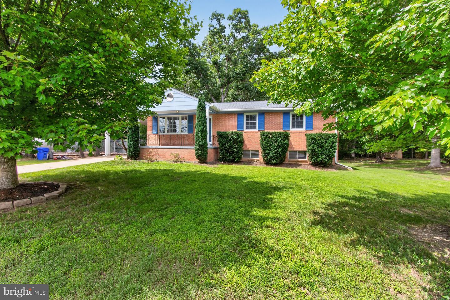 3637 Woodley Rd Property Photo 28