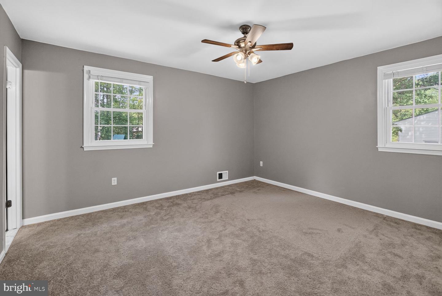 3637 Woodley Rd Property Photo 36