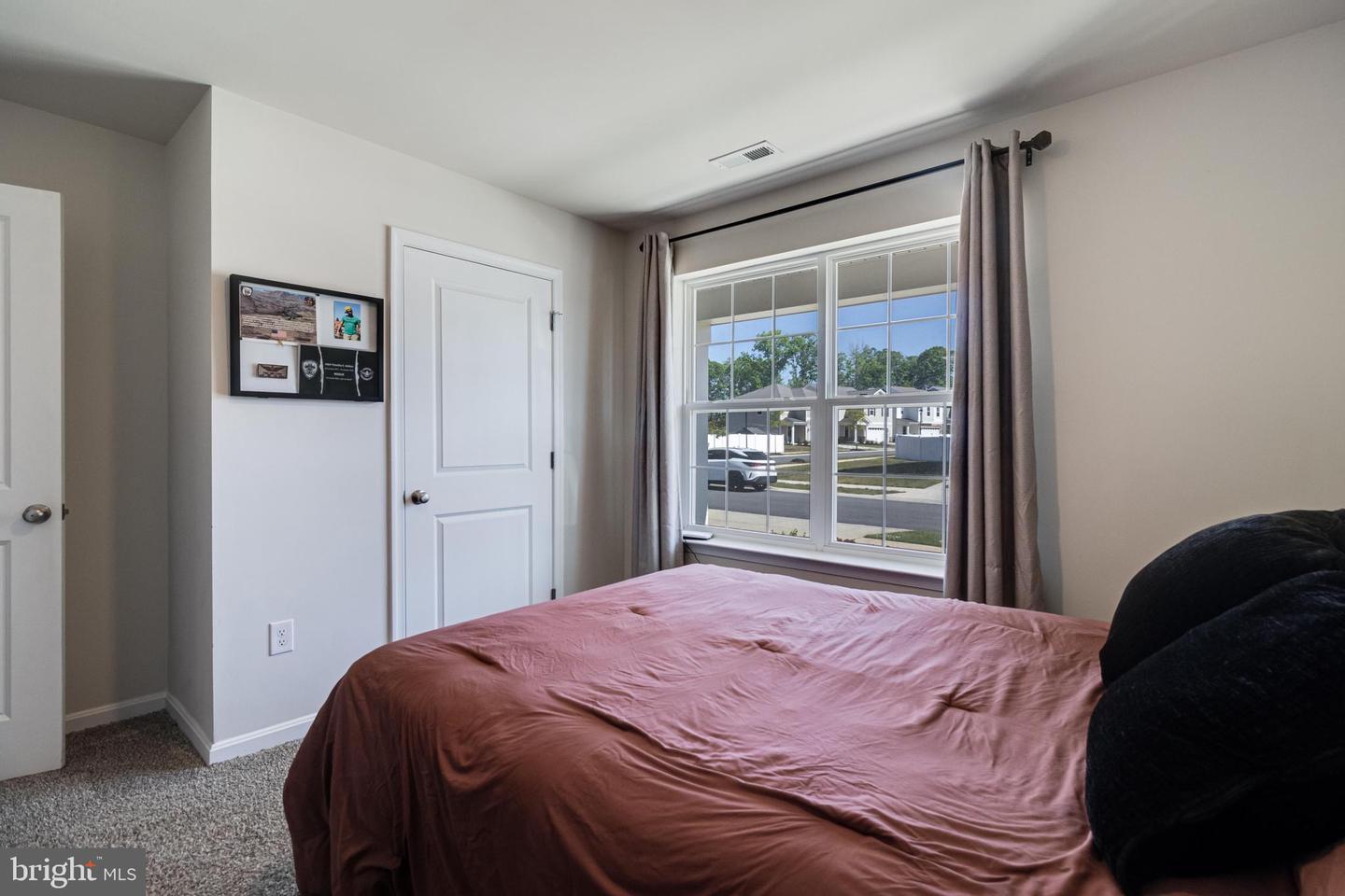421 Mossy Grove Ln Property Photo 27