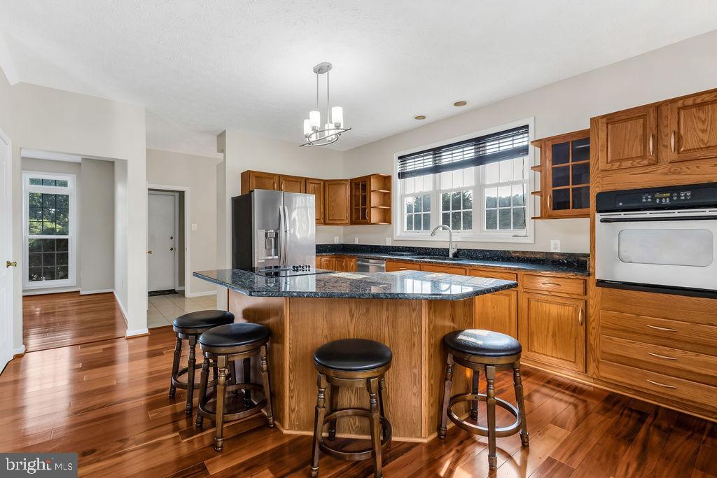 13100 Hillmeade Ct Property Photo 8