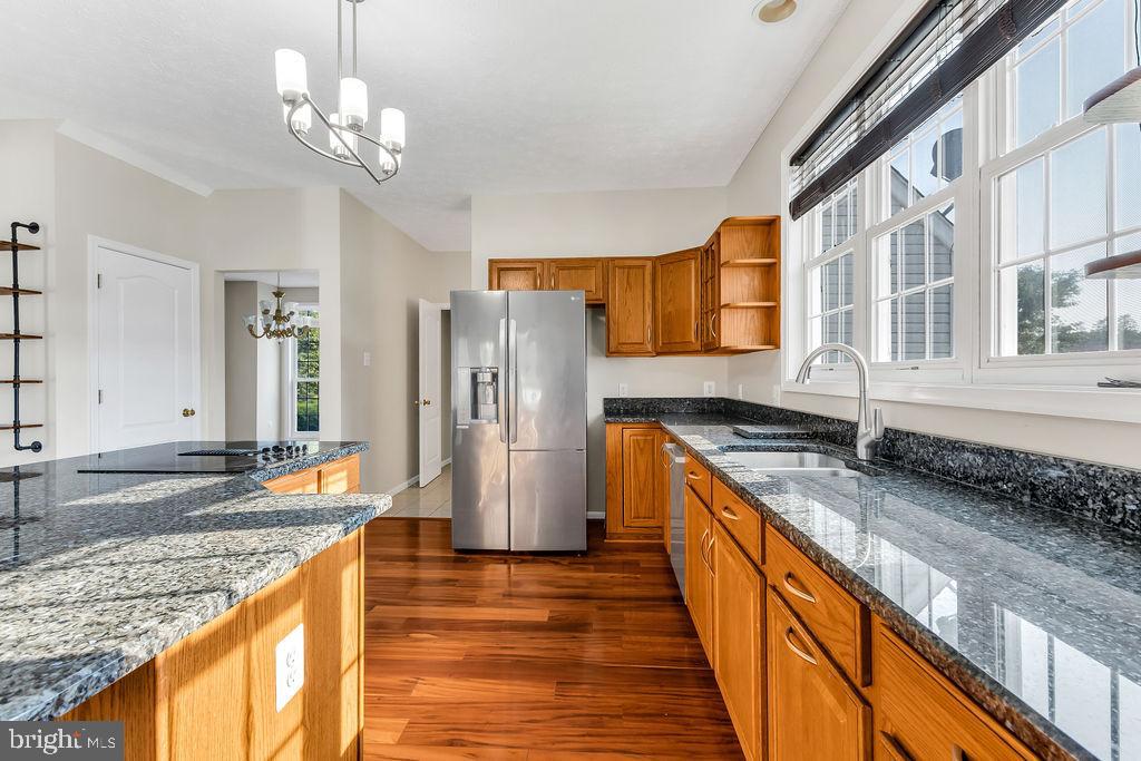 13100 Hillmeade Ct Property Photo 9