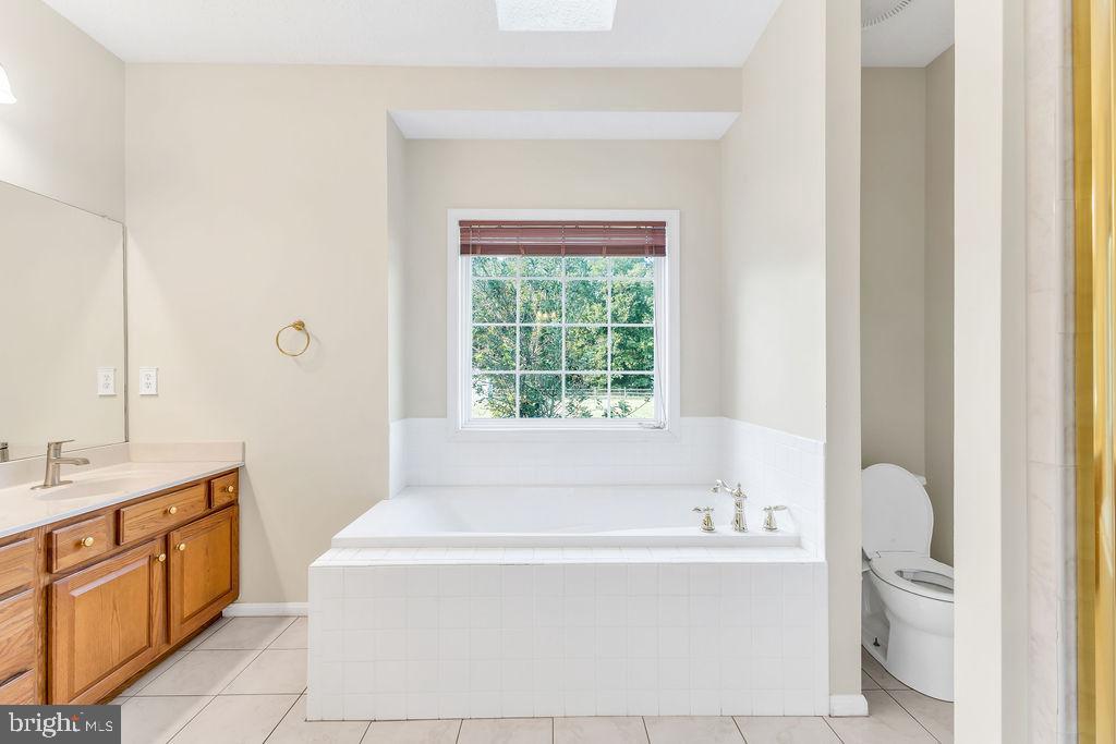 13100 Hillmeade Ct Property Photo 20