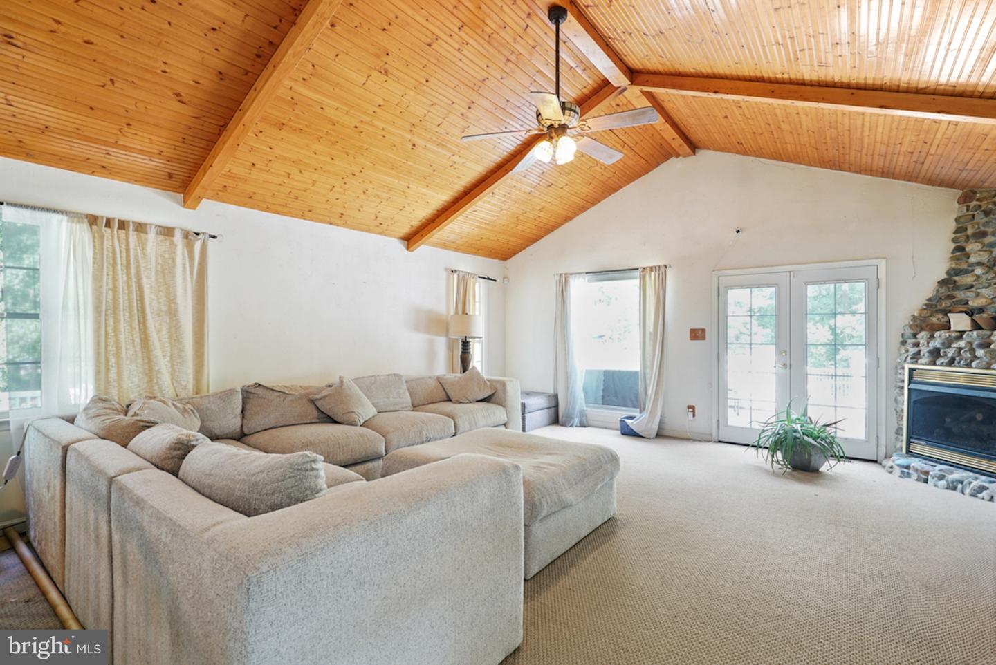 13550 Forest Pl Property Photo 15