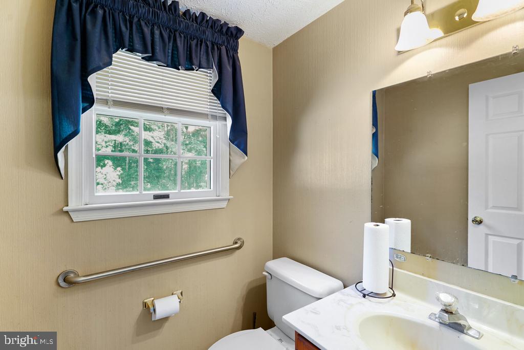 13550 Forest Pl Property Photo 37
