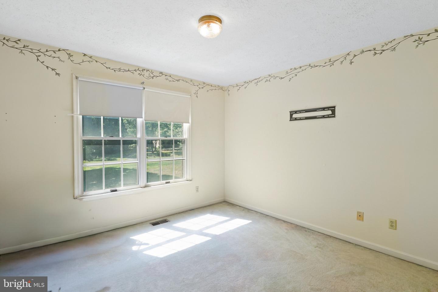 13550 Forest Pl Property Photo 41