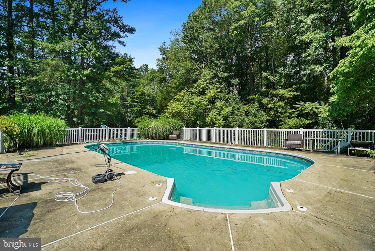 13550 Forest Pl Property Photo 51