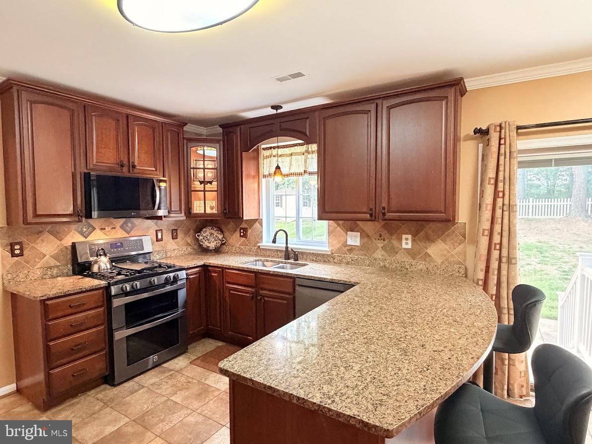 2148 Cedar Tree Ln Property Photo 16