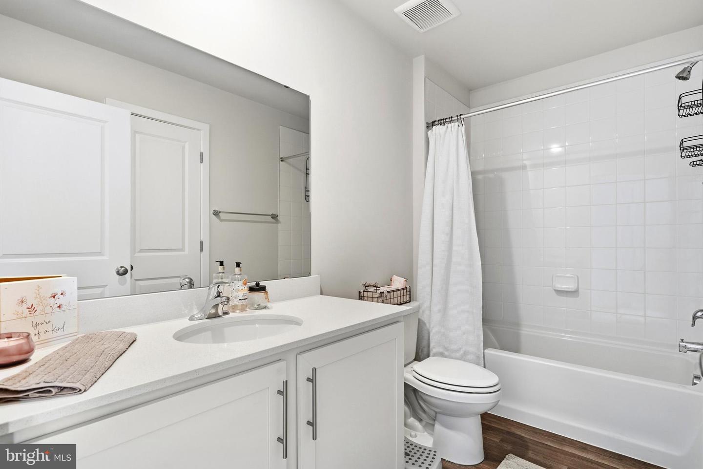 369 Soft Rush Ln Property Photo 28