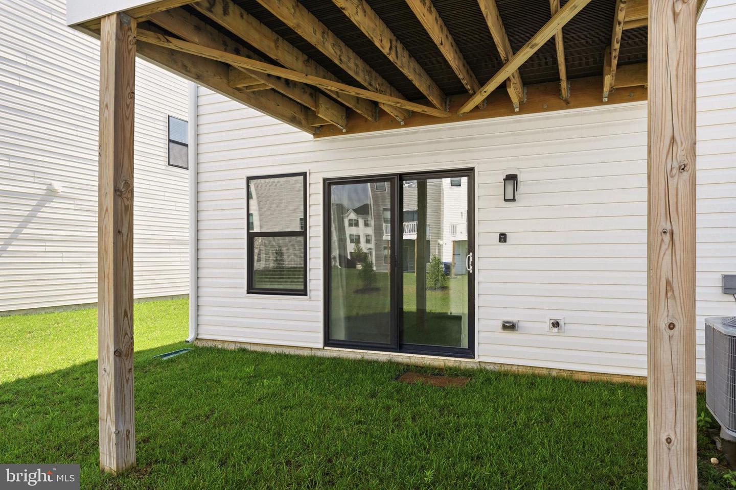 369 Soft Rush Ln Property Photo 31