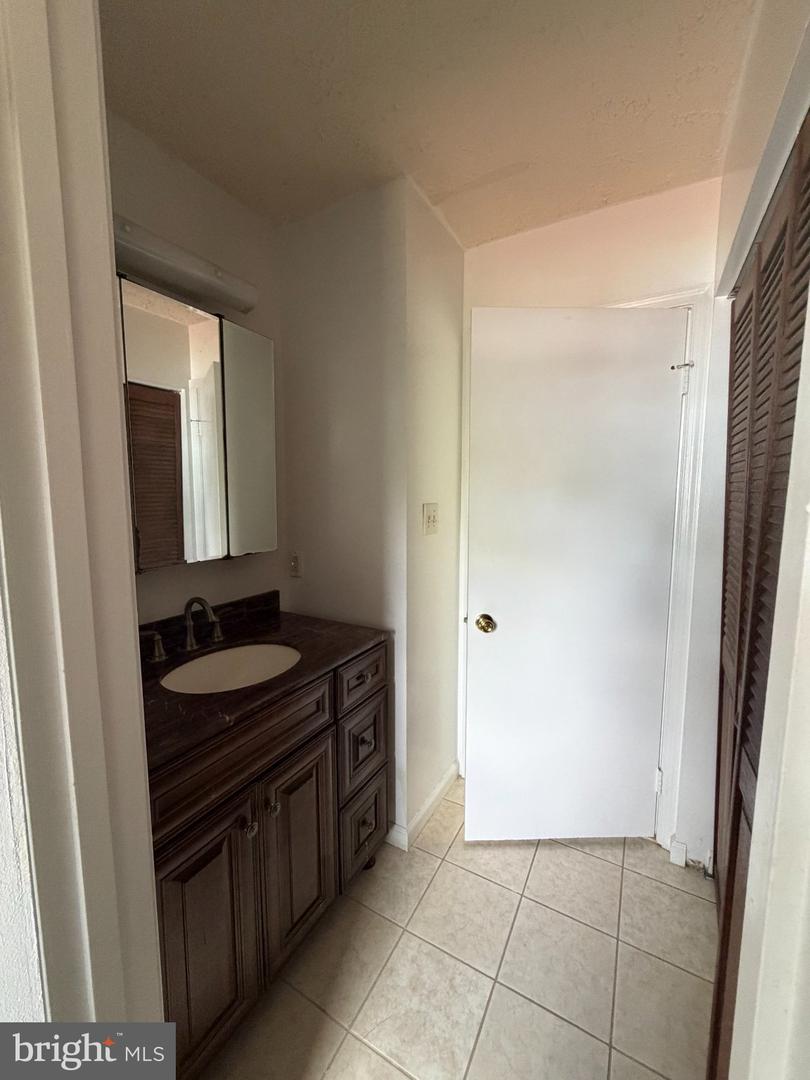 4074 Curlew Ct Property Photo 22