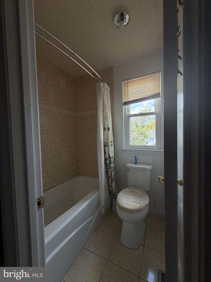 4074 Curlew Ct Property Photo 24