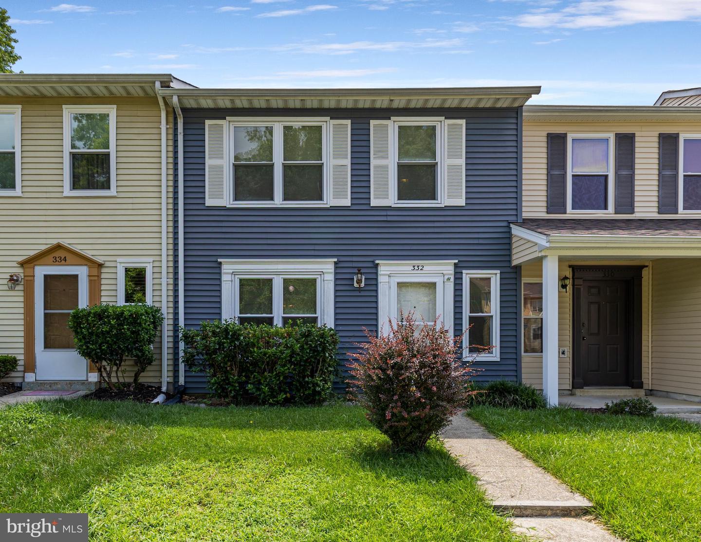 332 Woodside Pl Property Photo 1