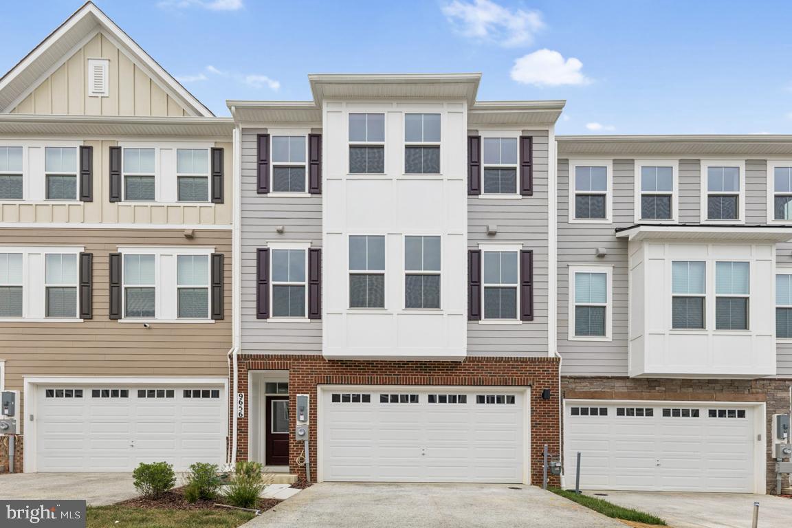 9720 Gaelic Pl Property Photo 1