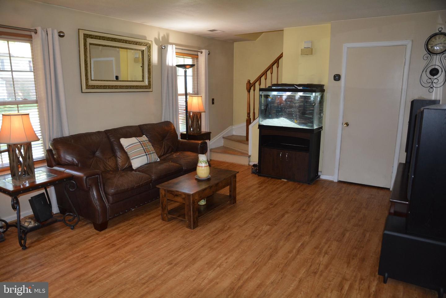 707 Barrington Dr Property Photo 6
