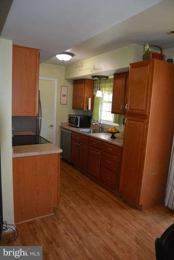 707 Barrington Dr Property Photo 18