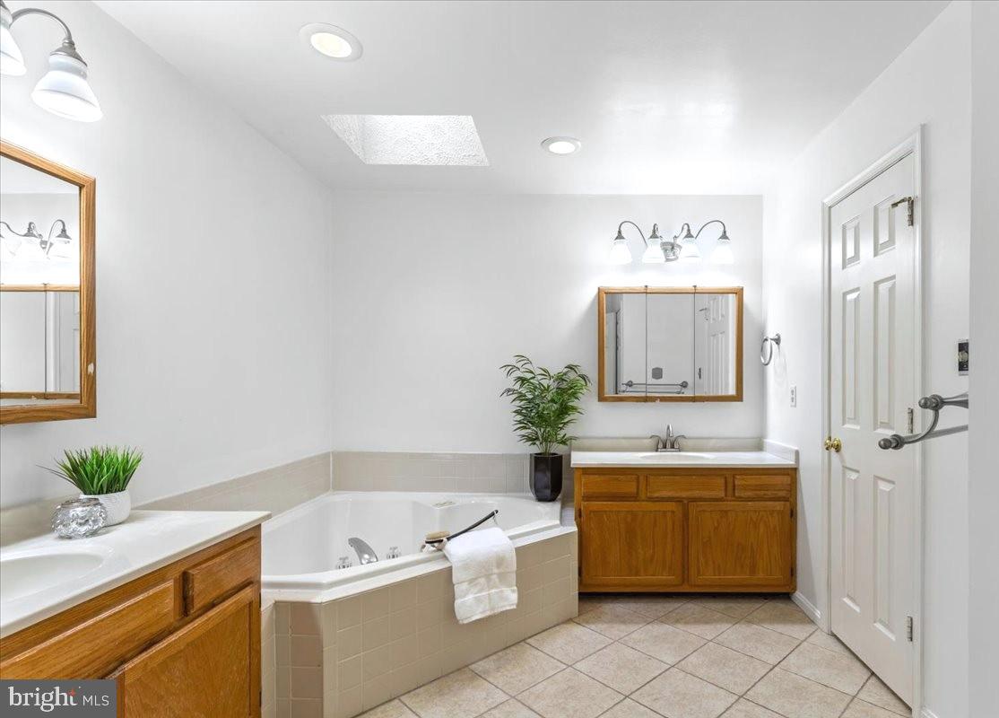 10605 Ashford Cir Property Photo 20