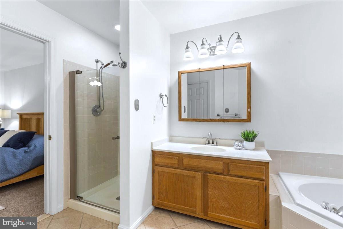 10605 Ashford Cir Property Photo 21