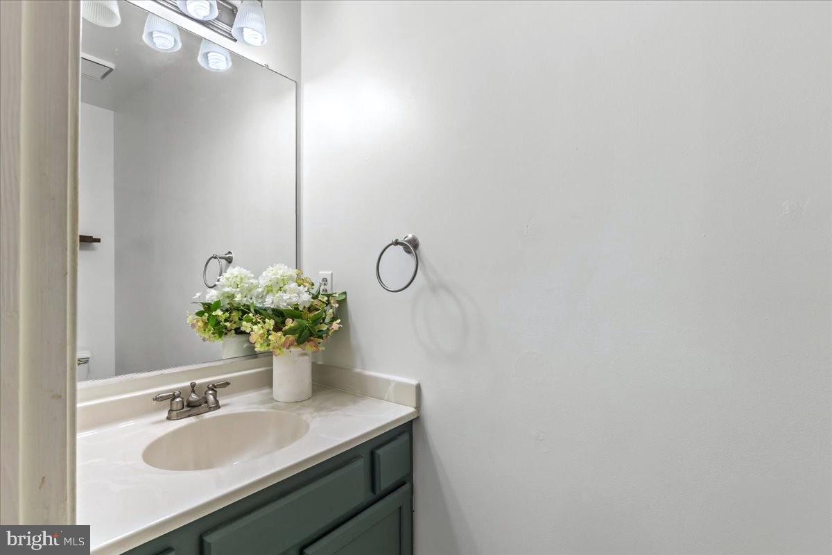 10605 Ashford Cir Property Photo 23