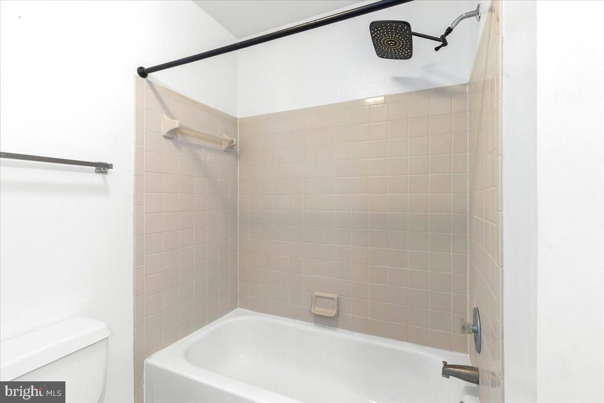 10605 Ashford Cir Property Photo 28