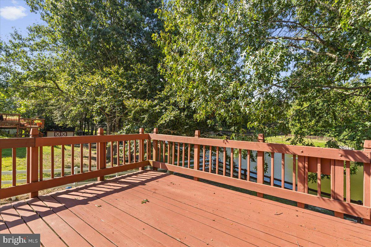 10605 Ashford Cir Property Photo 35