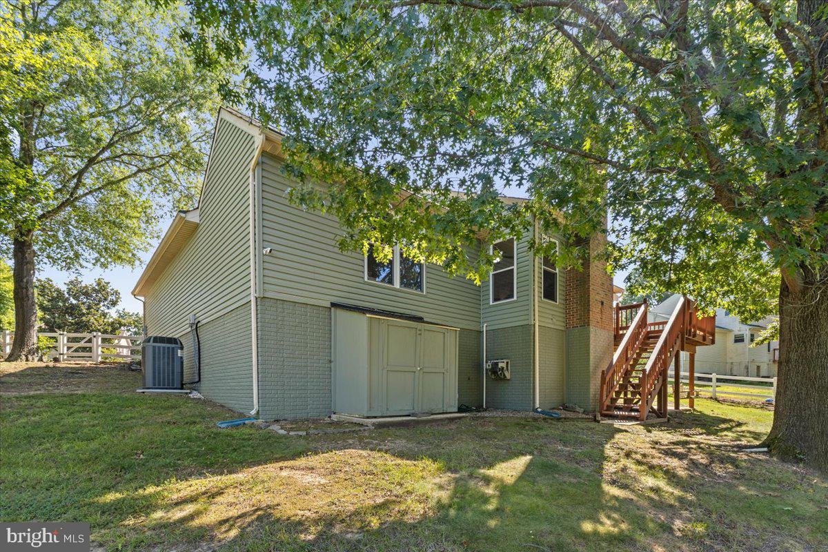 10605 Ashford Cir Property Photo 38
