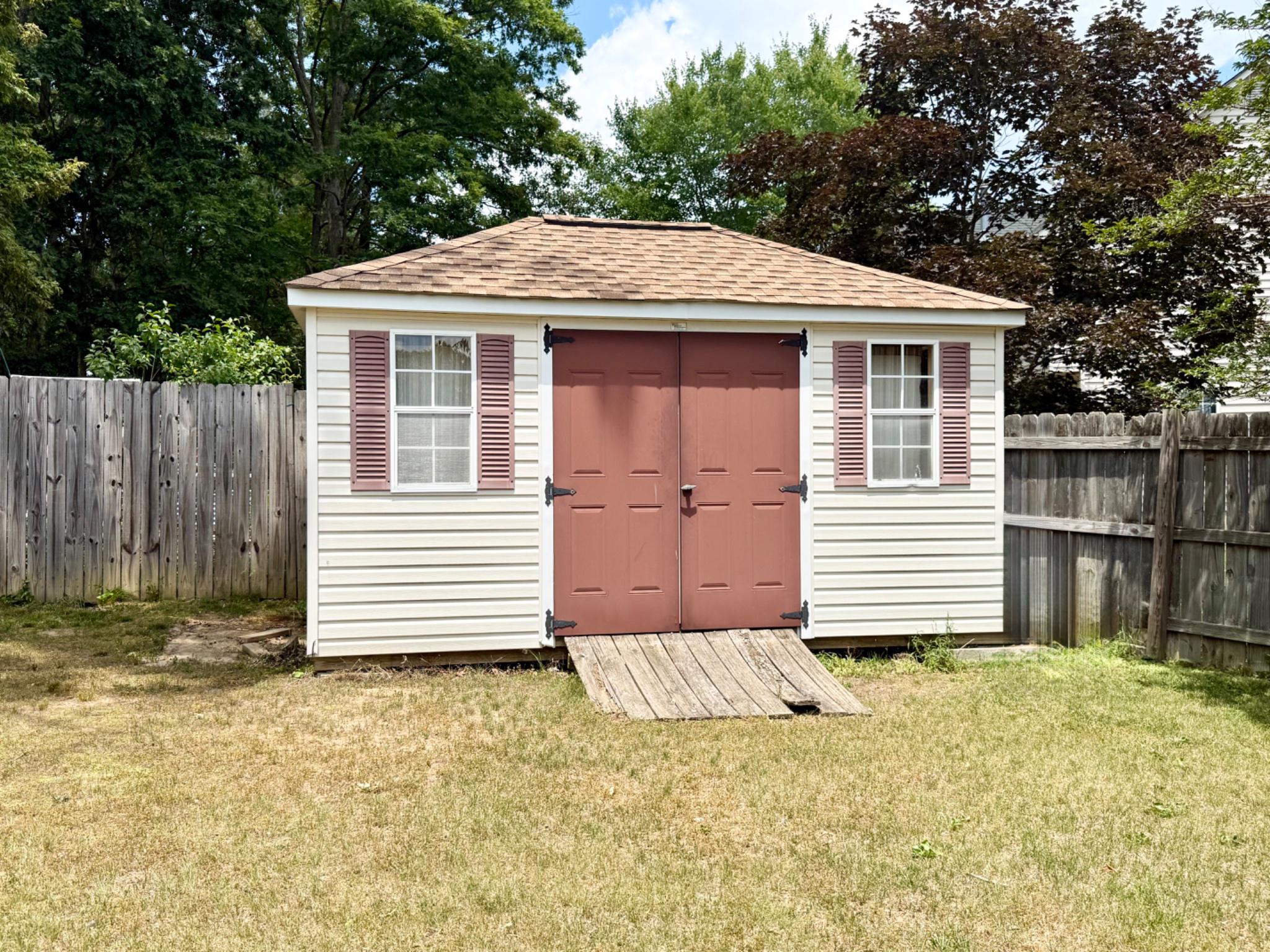 2608 Capital Ct Property Photo 19