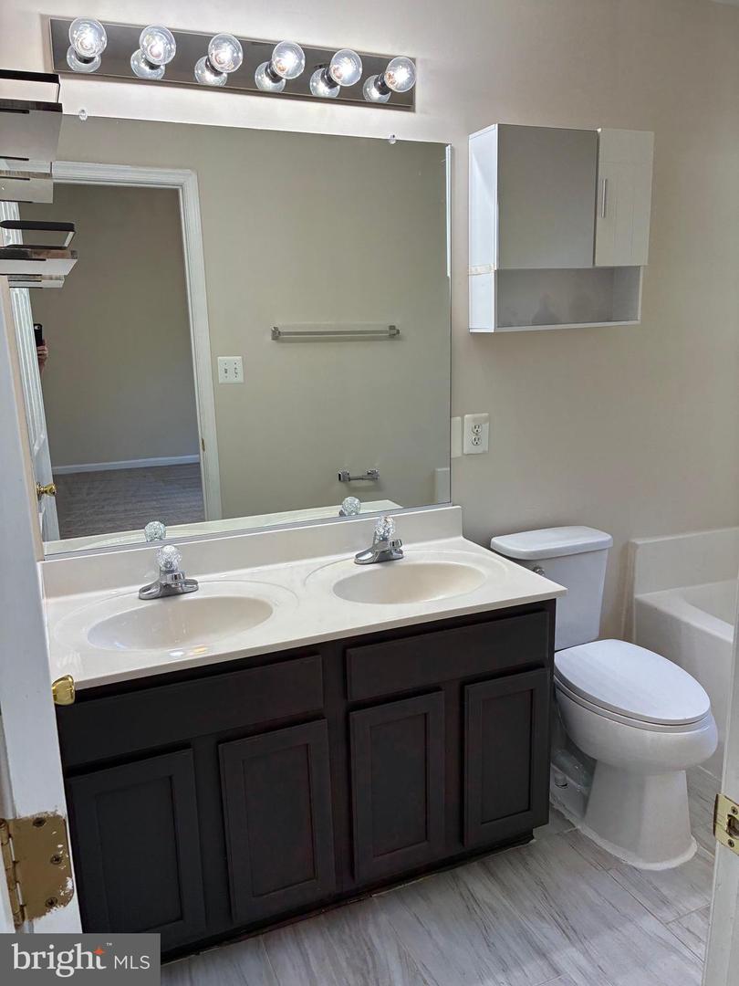 10164 Tree Frog Pl Property Photo 6