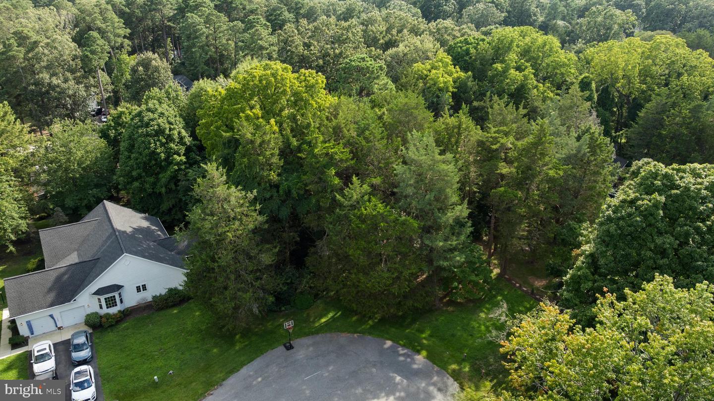 11915 Limestone Ct Property Photo 2