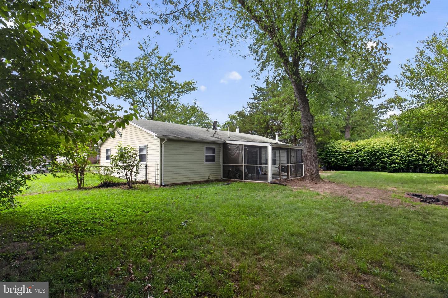 306 Tompkins Ln Property Photo 10