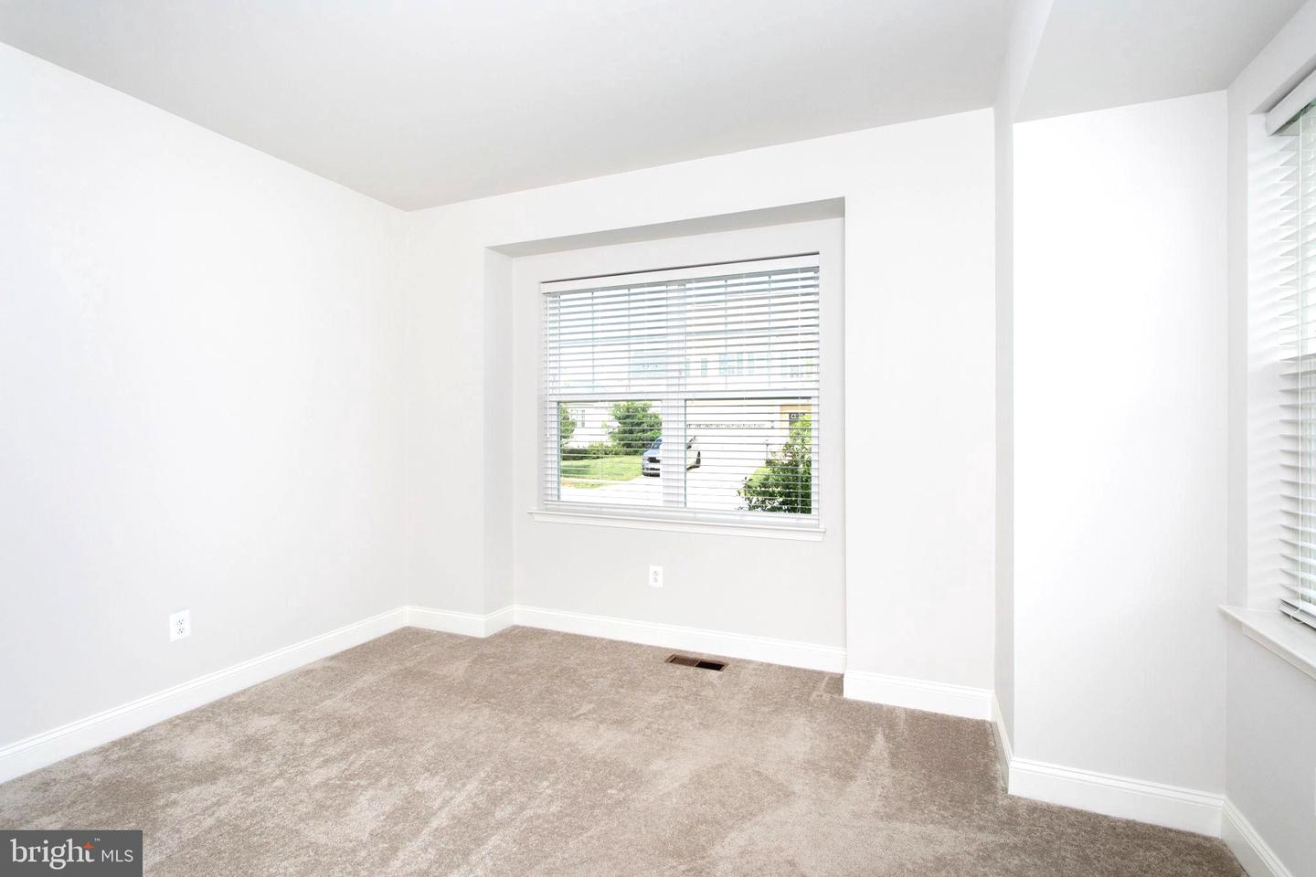 11456 James Joyce Ct Property Photo 33