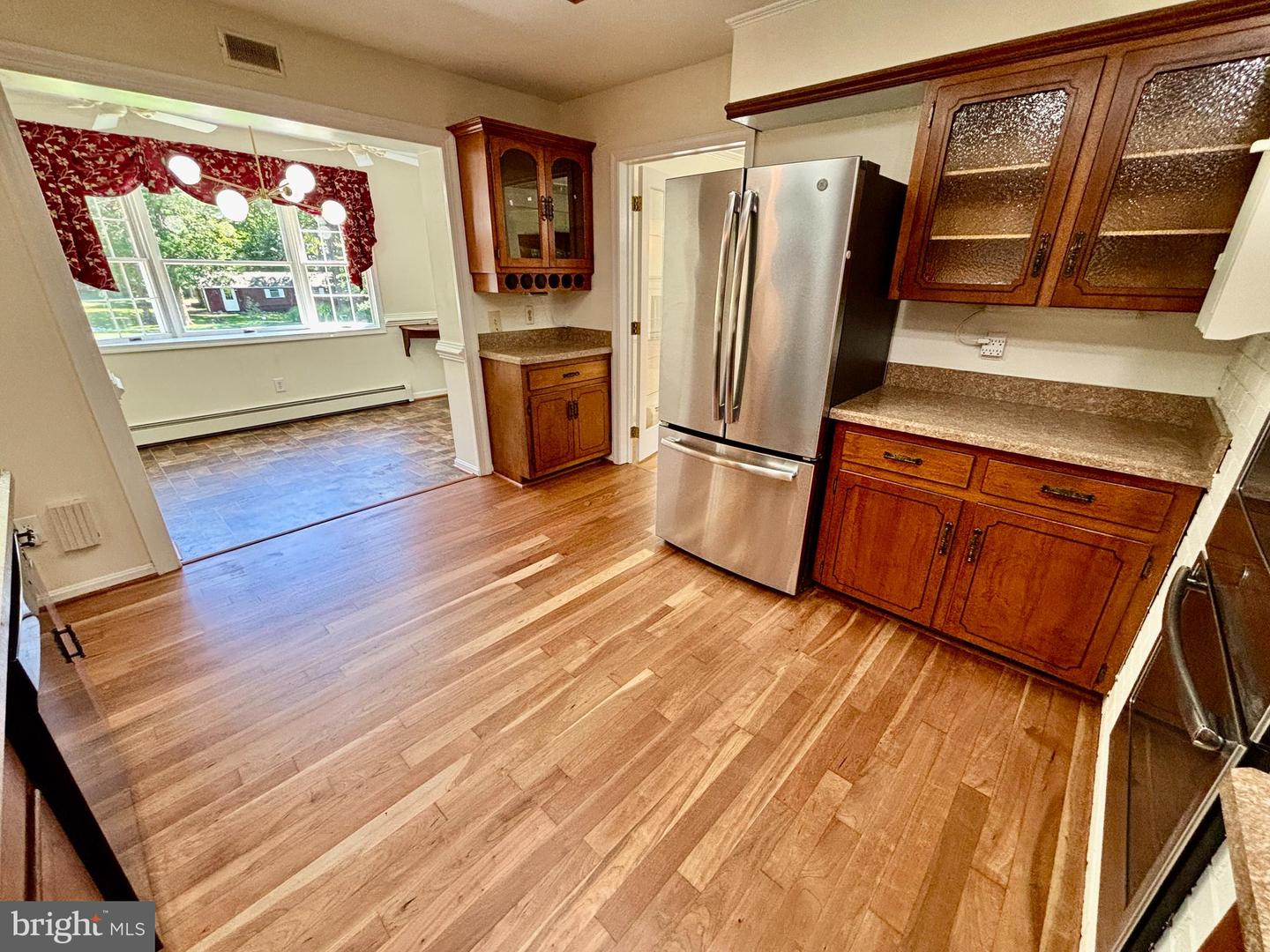 9682 Charles St Property Photo 17