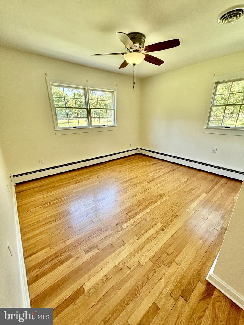 9682 Charles St Property Photo 27