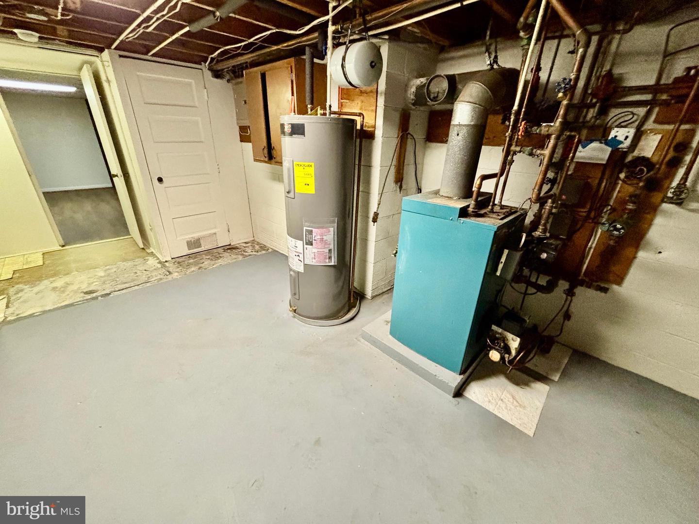 9682 Charles St Property Photo 43