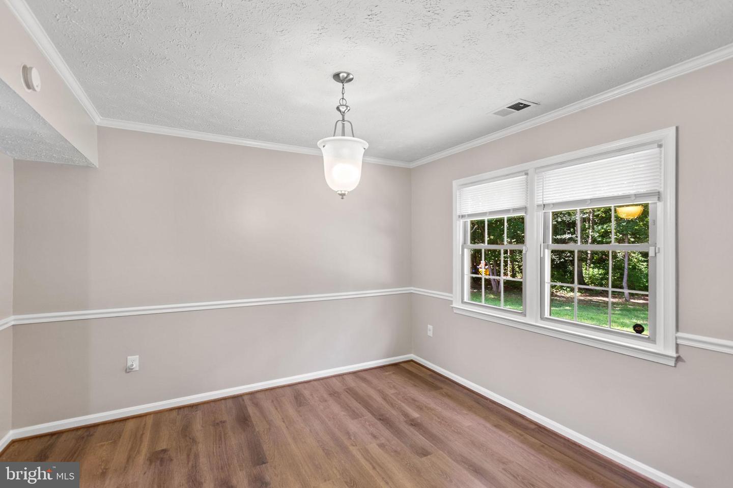 2324 Kent Ct Property Photo 8