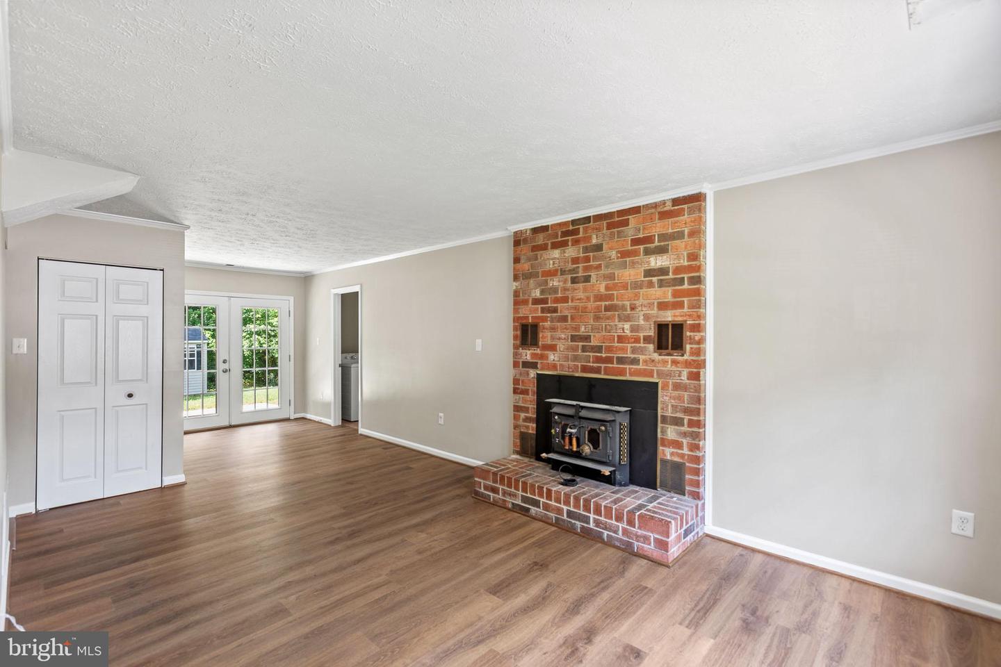 2324 Kent Ct Property Photo 11