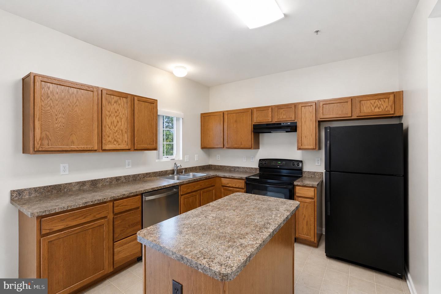 5043 Oyster Reef Pl Property Photo 1
