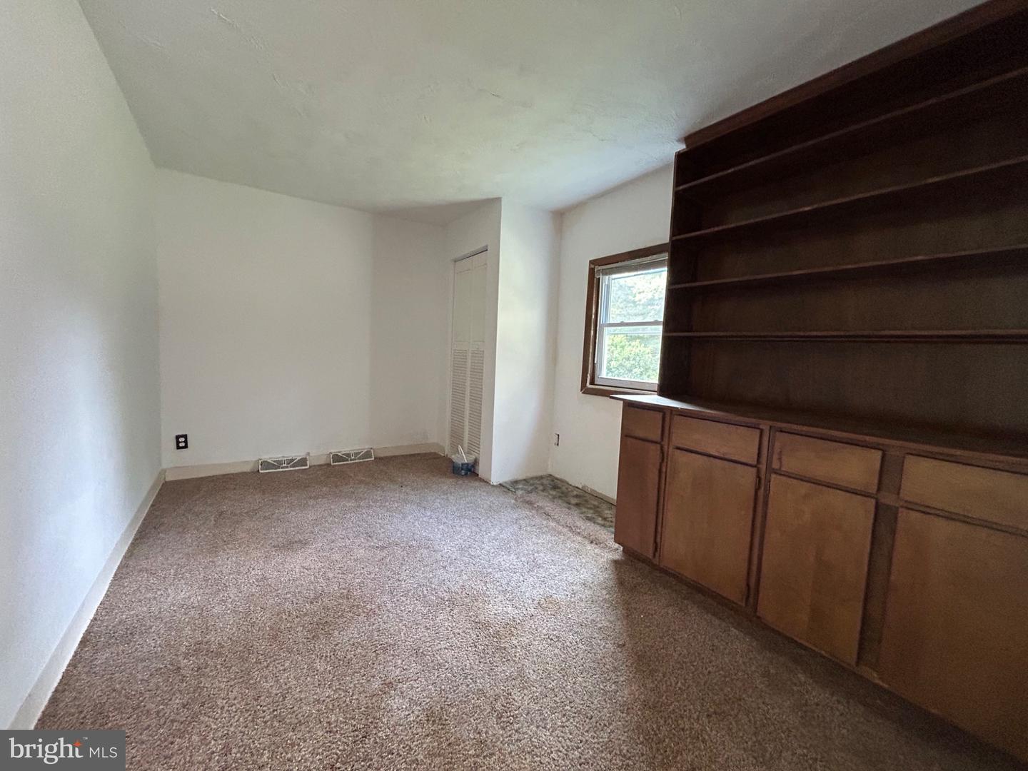 4850 Dayton Pl Property Photo 7