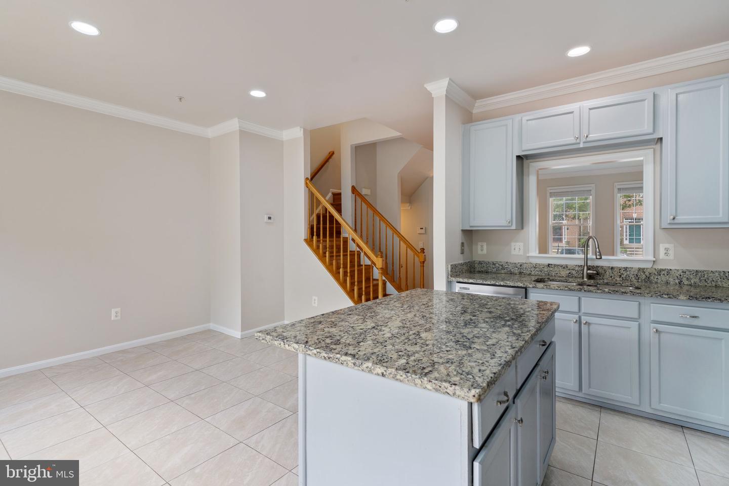 9962 Morristown Pl Property Photo 5