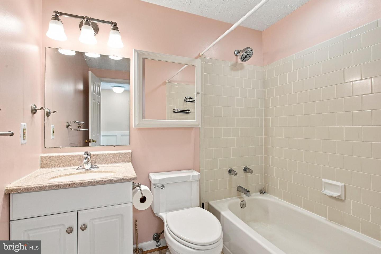 40 Teal Ct Property Photo 16