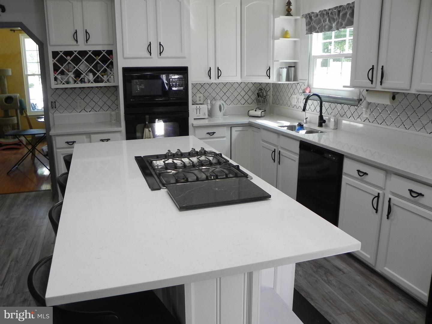 7875 Fern Hill St Property Photo 10