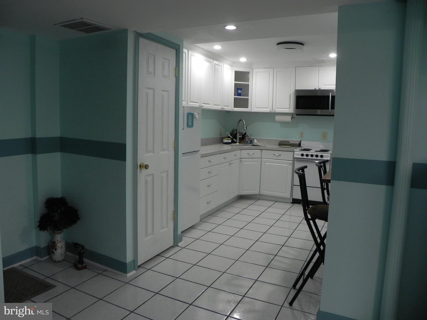 7875 Fern Hill St Property Photo 18