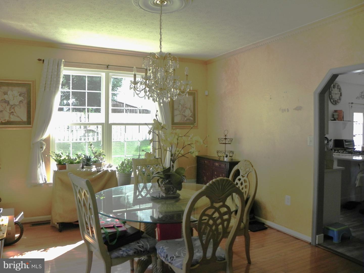7875 Fern Hill St Property Photo 21