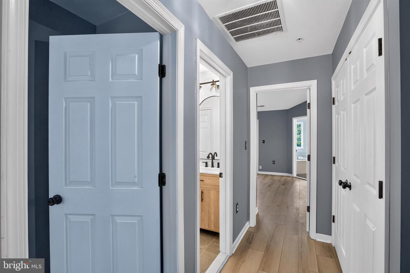 11500 Spyglass Pl Property Photo 10