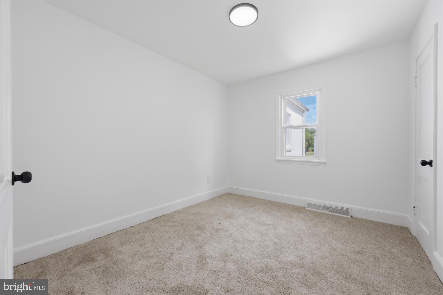 8251 Marshall Corner Rd Property Photo 11