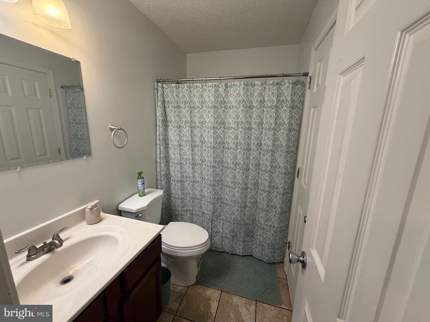 32 Meadowside Ct Property Photo 18