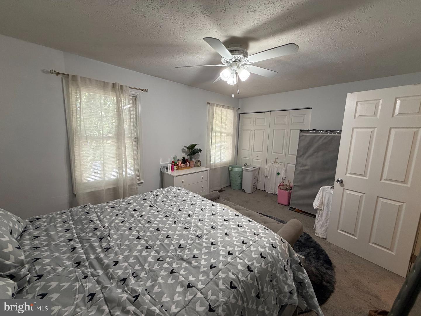 32 Meadowside Ct Property Photo 23