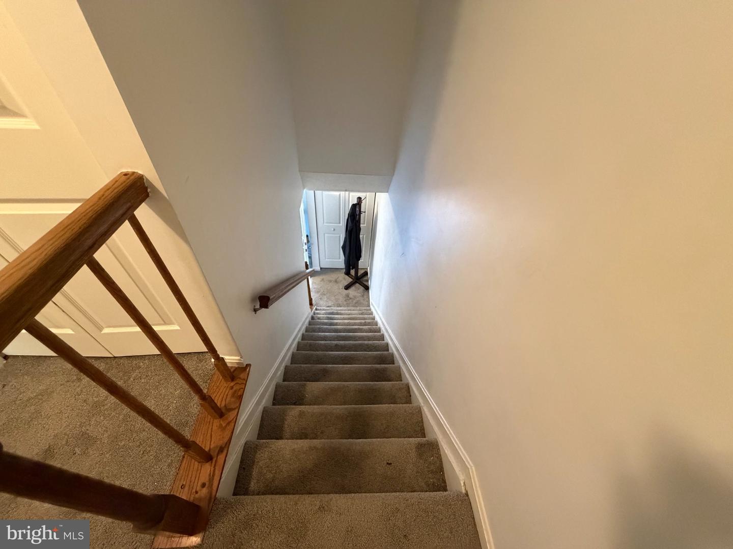 32 Meadowside Ct Property Photo 24