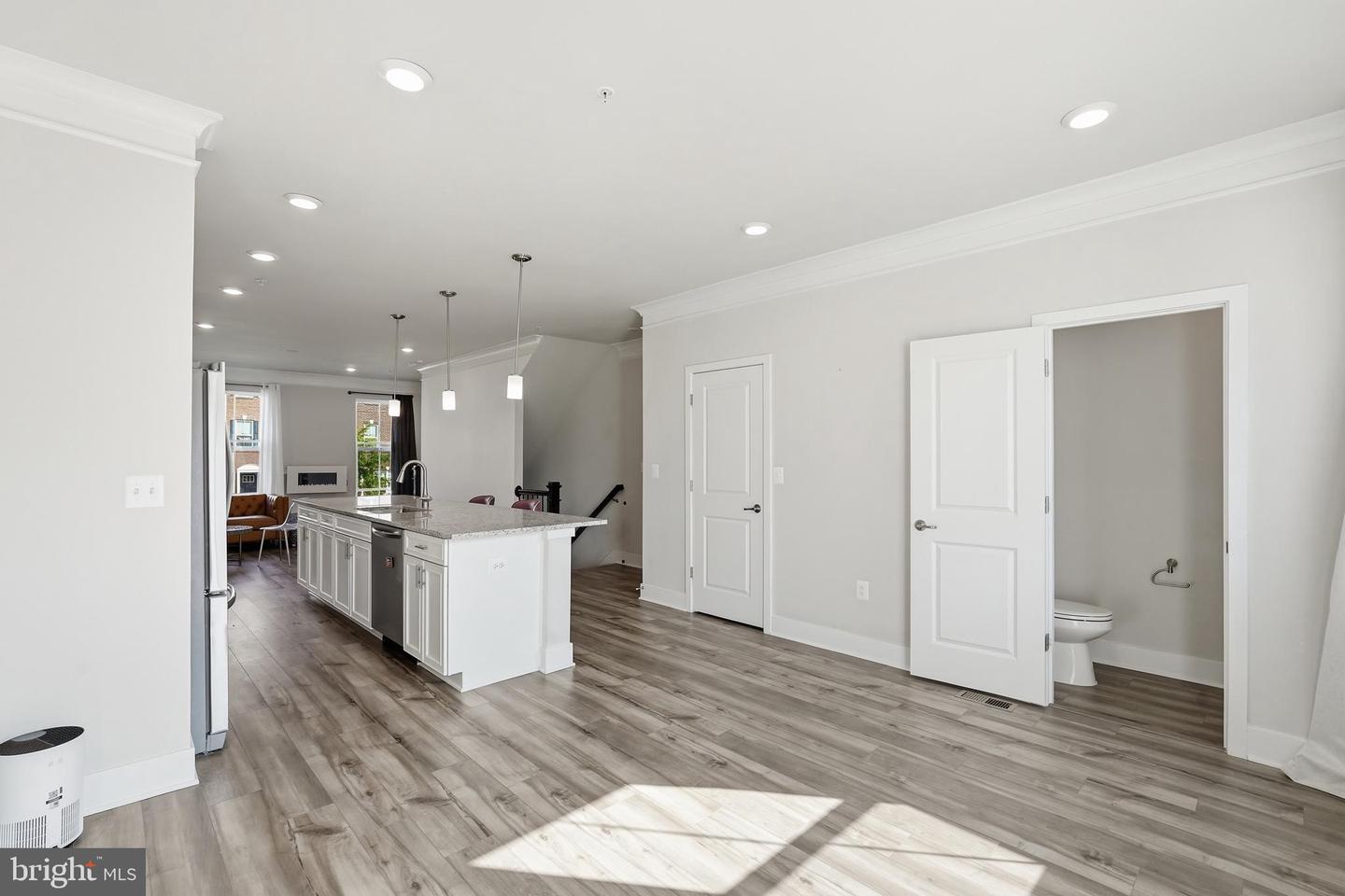 11504 Mary Shelley Pl Property Photo 7