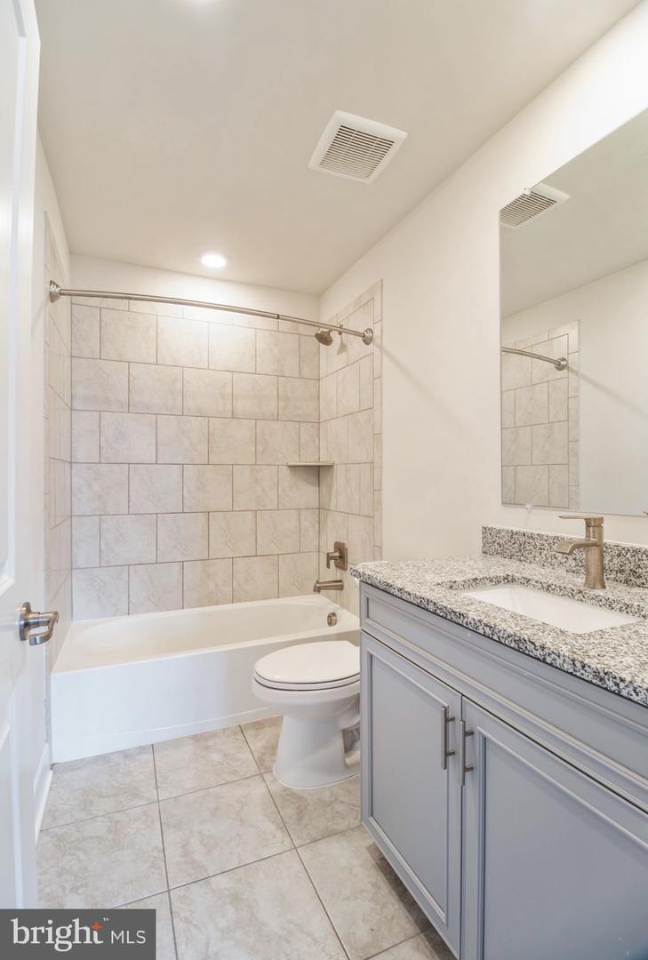 11687 Emily Dickinson Pl Property Photo 23