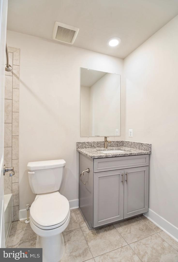 11687 Emily Dickinson Pl Property Photo 29